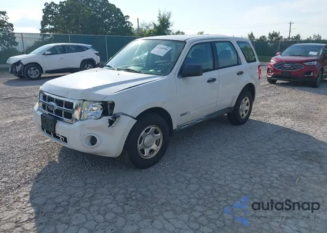 2008 Ford Escape Xls/Xls Manual z USA, uszkodzony, nr VIN 1FMCU02Z48KD64995